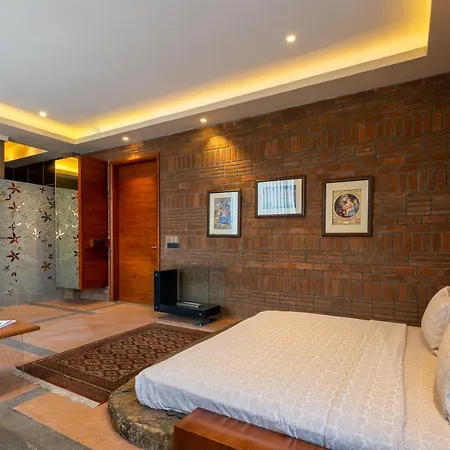 Ama Stays & Trails Kailash House-3